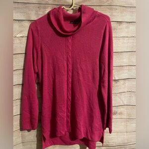 Hot pink women’s turtleneck sweater. Large. Perfect